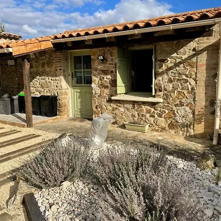 Alojamento de Acomodação e Pequeno-almoço Domaine Saint Claude - , D'hotes & Insolite *