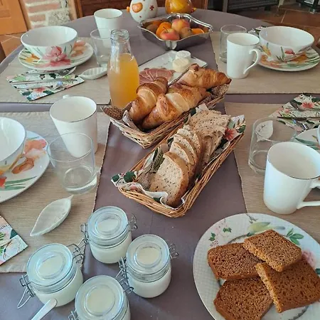 Alojamento de Acomodação e Pequeno-almoço Domaine Saint Claude - , D'hotes & Insolite Malleval