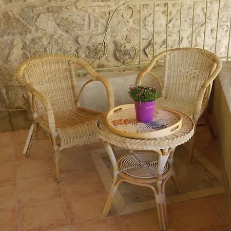 Domaine Saint Claude - D'hotes De Charme 3*